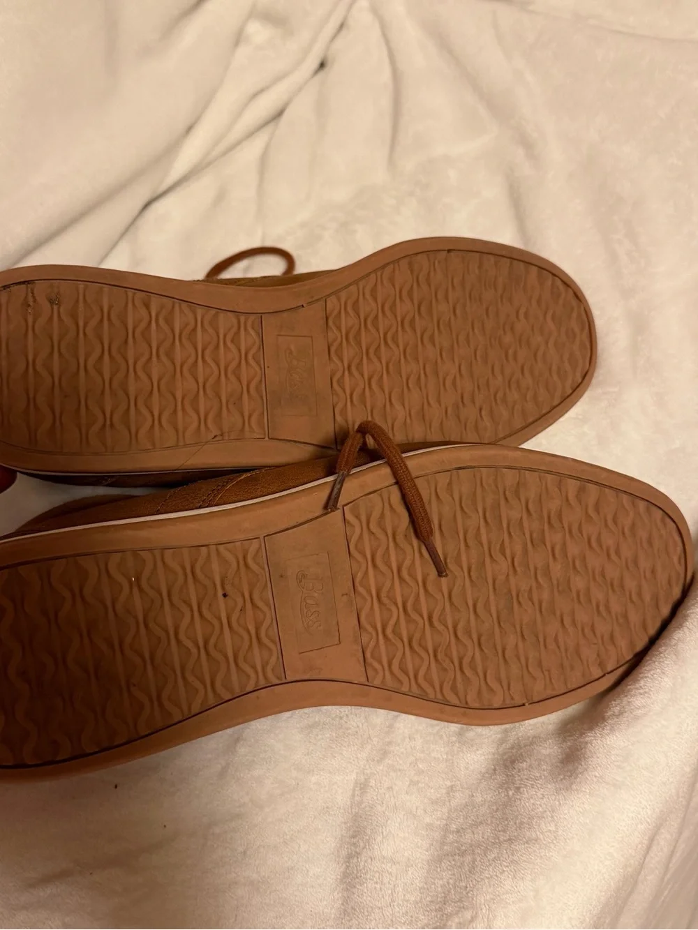 Bass chukka boots